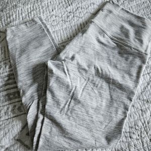 Lululemon leggings size 10